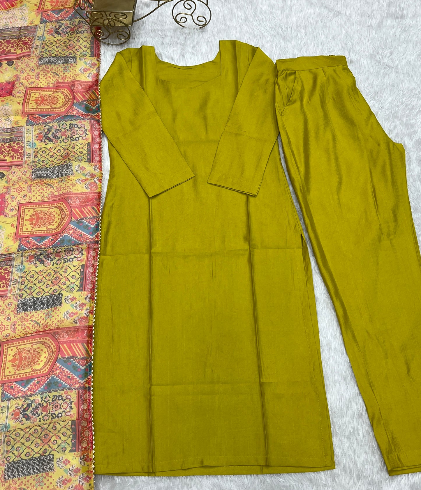 New Summer & Office Wear: Pure Soft Heavy Viscose Straight Fit Kurta with Dupatta Set, Pant