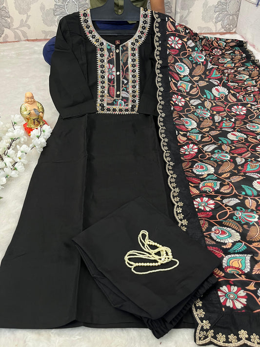 Stylish Muslin Viscose Suit with Handcrafted Detailing & Lace Work Dupatta